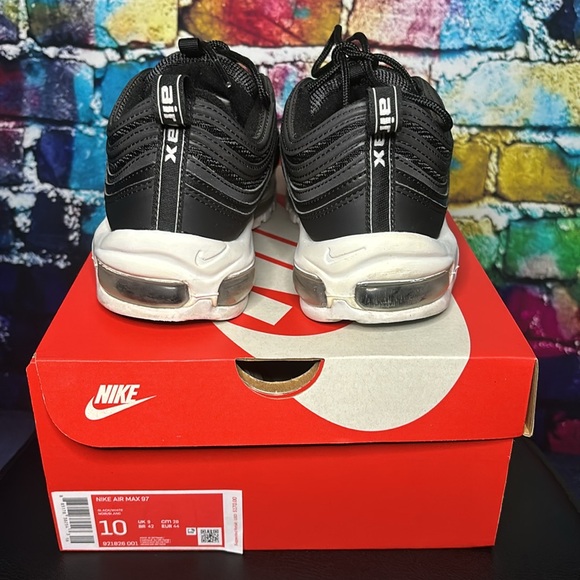 Nike Air Max ‘97’ - Picture 3 of 7
